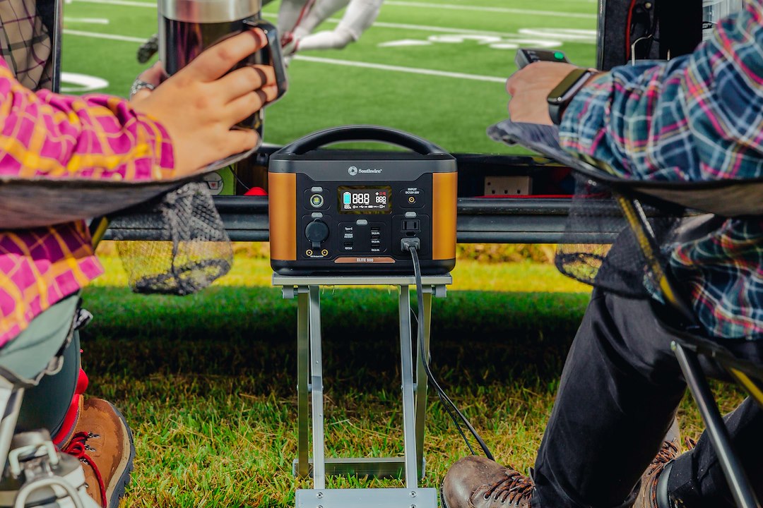 Product of Southwire Corp. 53252 Portable Power Bank