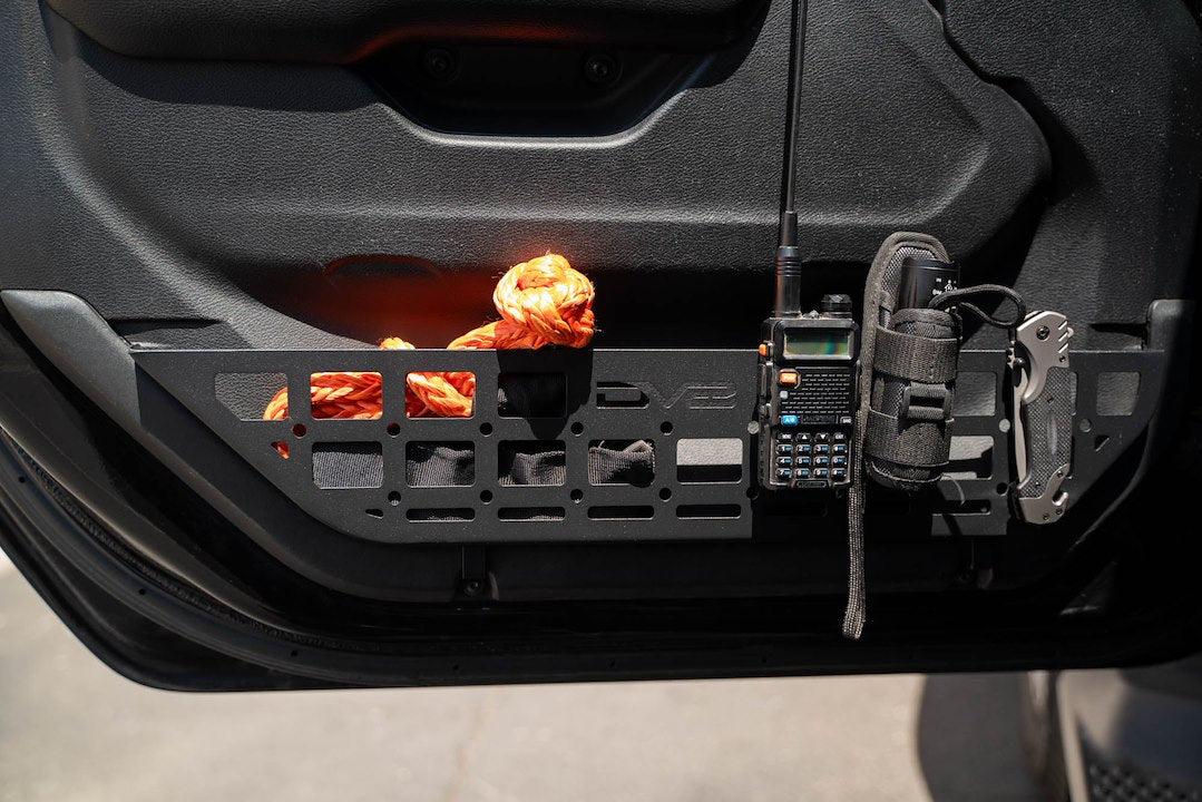 Dv8 Offroad Mpjl-07 Molle Cargo Panel||wrangler-Jl-_-Gladiator-Jt-Slim-Front-Door-Molle-Pockets-Installed-6.Jpg||95||dv8mpjl07||1628334
