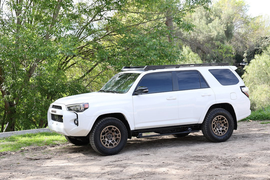 Go Rhino 20442568pc Running Board||gr_Lifestyle_4runner_E1_Electric_Boards_Ceros_Roof_Rack_200.Jpg||92||g2620442568pc||1287951
