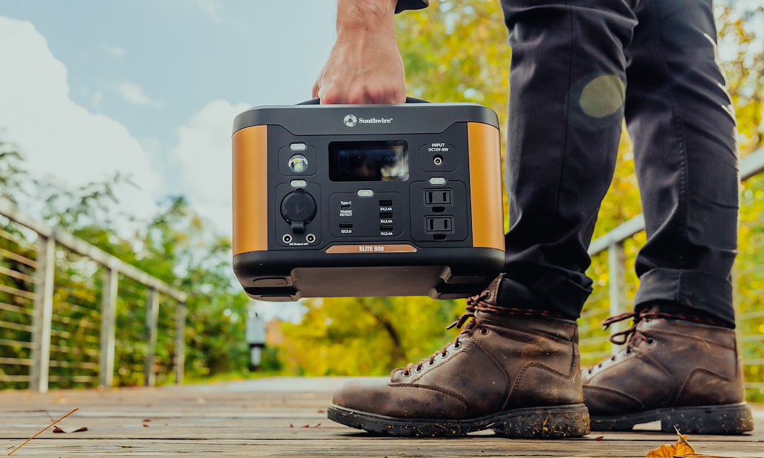 Product of Southwire Corp. 53252 Portable Power Bank