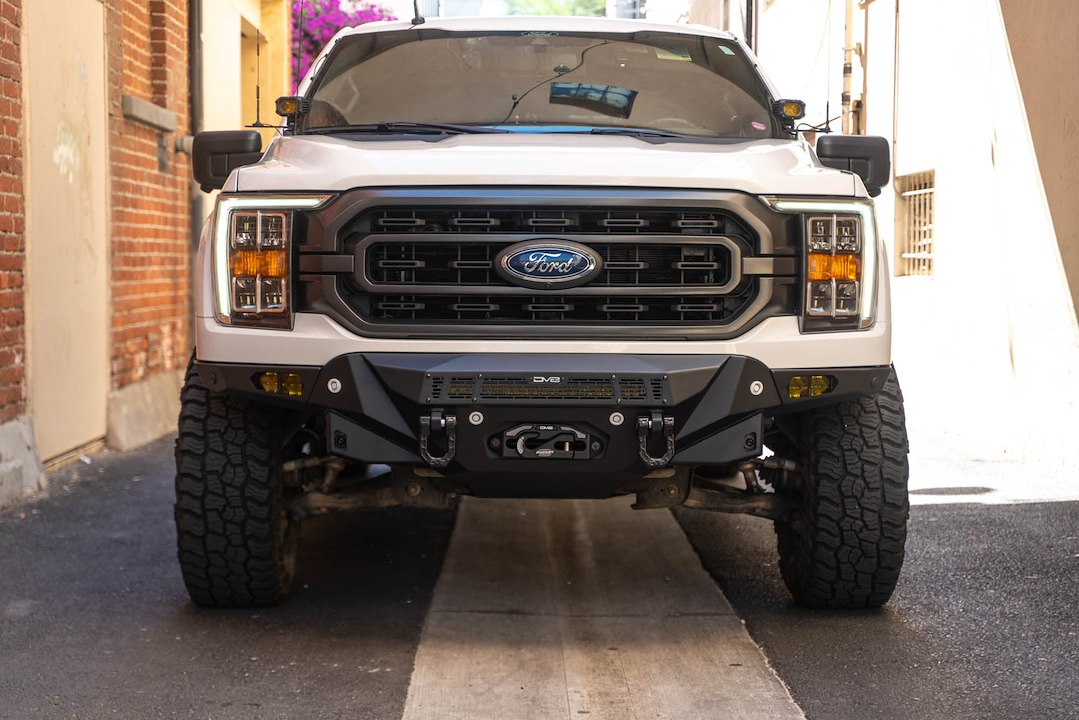 Dv8 Offroad Fbff1-11 Bumper||2021-2023-F-150-Spec-Series-Front-Bumper-Installed-01.Jpg||89||dv8fbff111||1627110