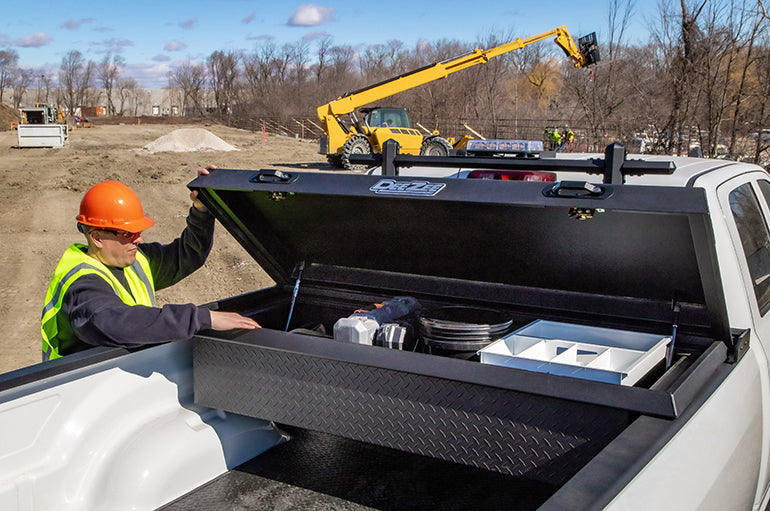 Dee Zee Dz93170tb Tool Box||dz93170tb_11.Jpg||95||d37dz93170tb||1778557