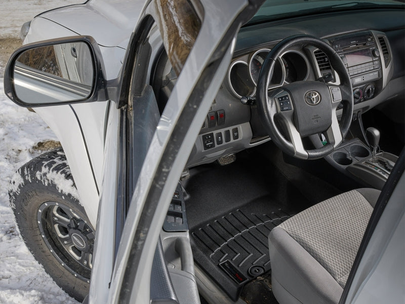 Weathertech (Usa) 441892-1-2v Floor Liner||441892-1-2v_1.Jpg||86||w2444189212v||2266883
