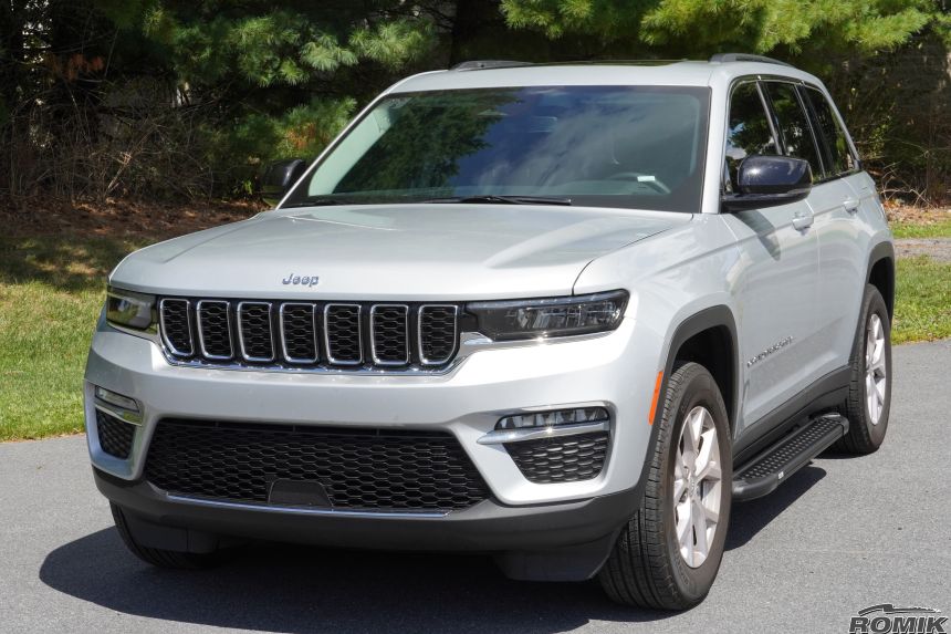 Product of Romik USA 61318419 RAL Series Running Board