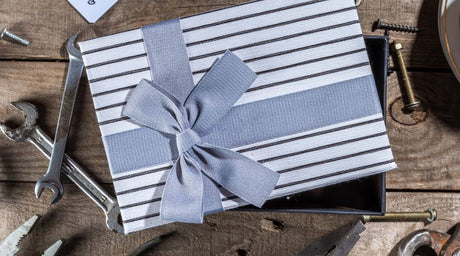 2023 Gift Guide Top Picks for Dads and Grads