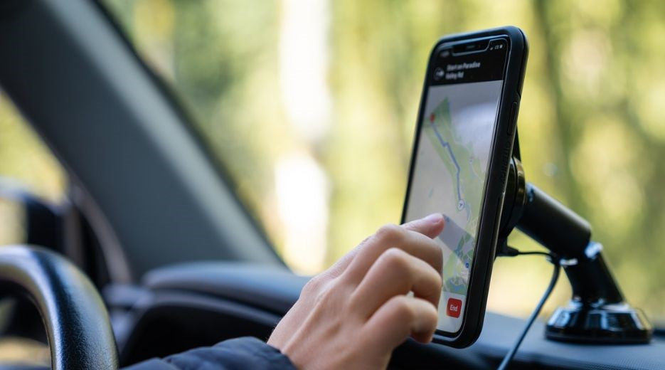 10 Best Automotive Gifts for Tech Lovers