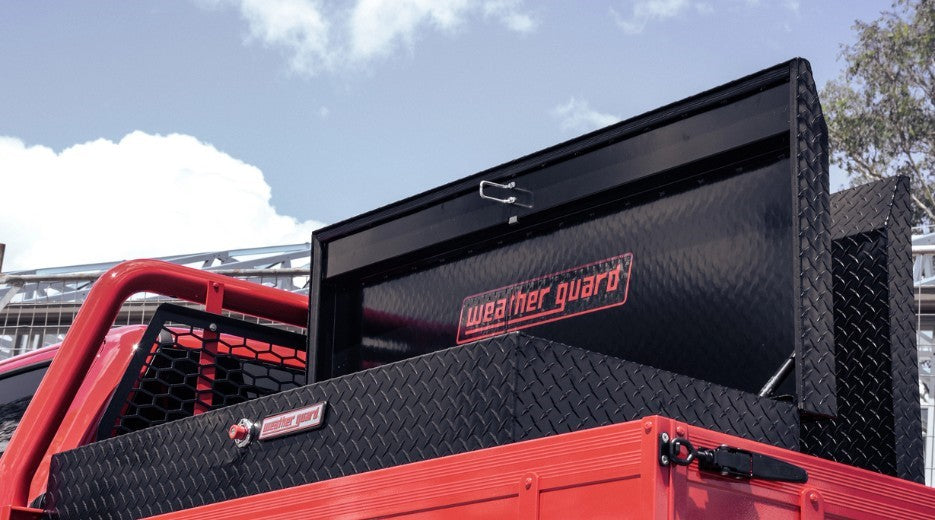 Why Side-Mount Toolboxes Are Essential for Contractors