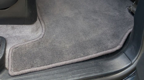 How to Deep Clean Your Car’s Carpet After Winter