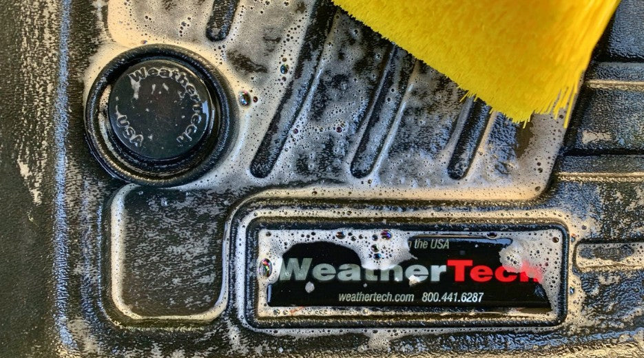 How to Clean Floor Liners: Tips and Best Products