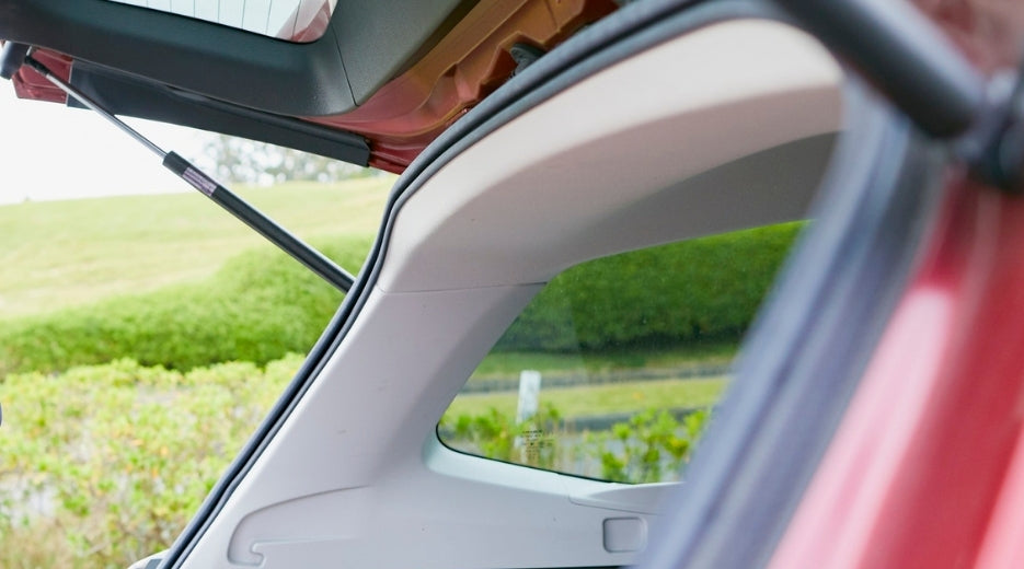 Why Won’t Your Hatch, Tailgate, or Hood Stay Open? It’s Probably Your Lift Supports