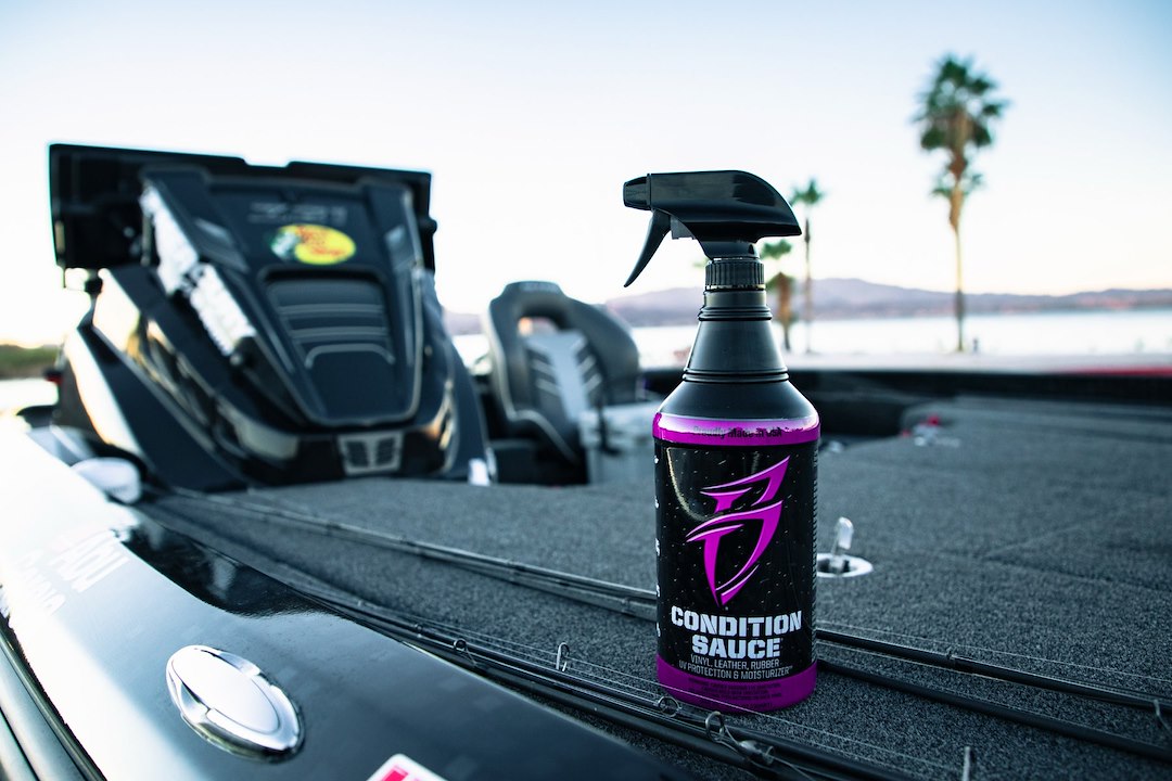 Product of Bling Sauce Cs-0032 Vinyl Protectant