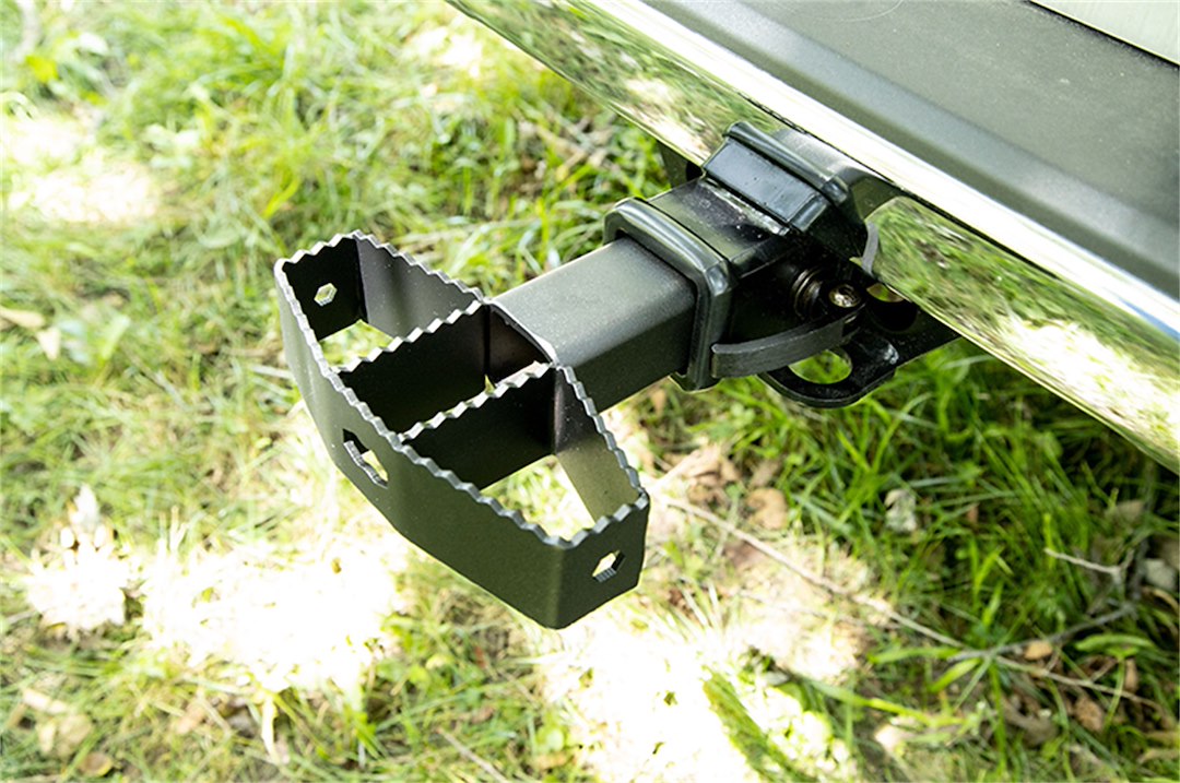 Product of Dee Zee Dz15302s Truck Step