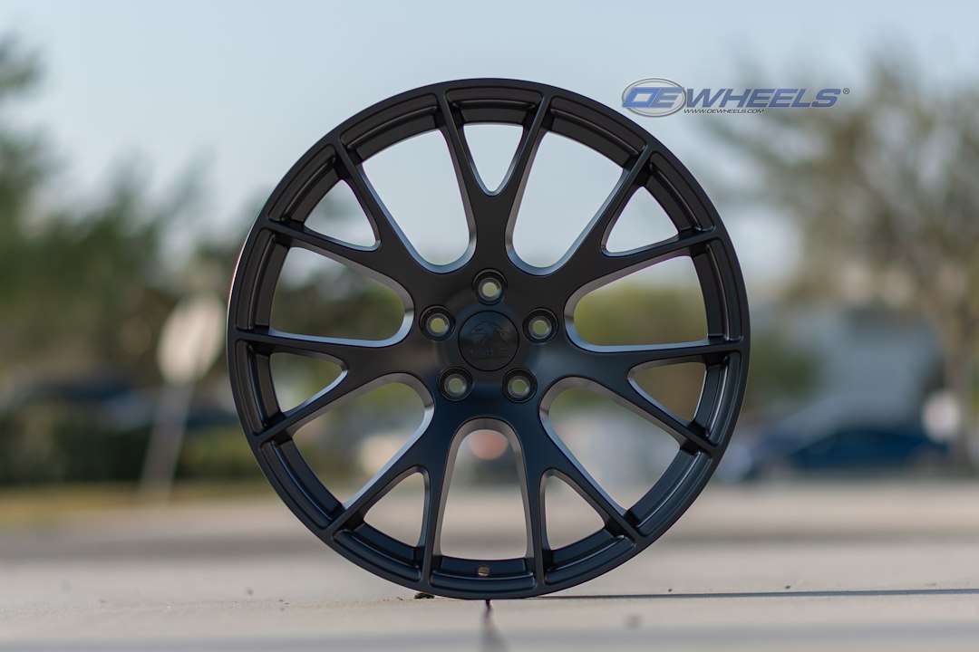 Product of Oe Wheels Dg15-20090-5115-18b1 Wheel
