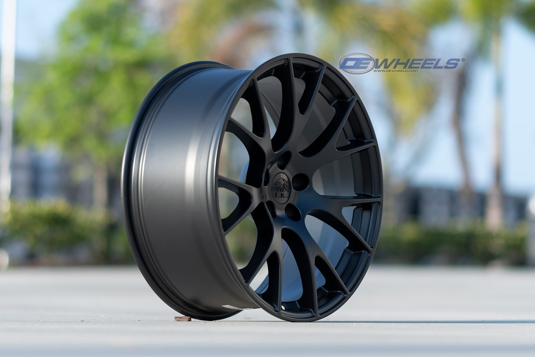 Product of Oe Wheels Dg15-20090-5115-18b1 Wheel