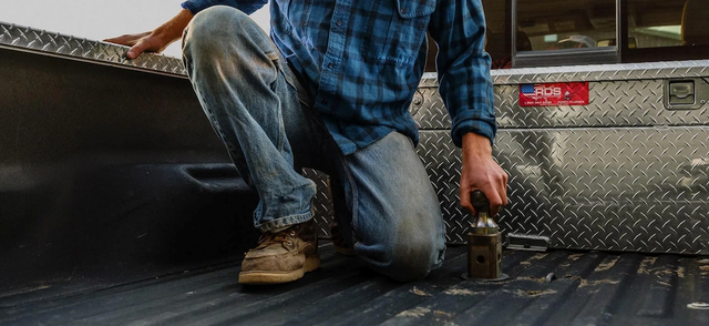 Product of B&W Trailer Hitches Gnrm1000 Gooseneck Trailer Hitch Rail