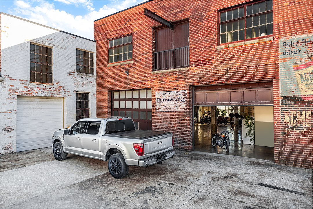 Product of Retrax R-T-80378 Tonneau Cover