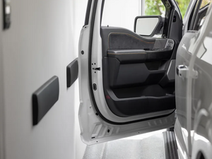 Weathertech (Usa) 81gwp02 Door Protector||81gwp02_4.Png||89||w2481gwp02||2267802