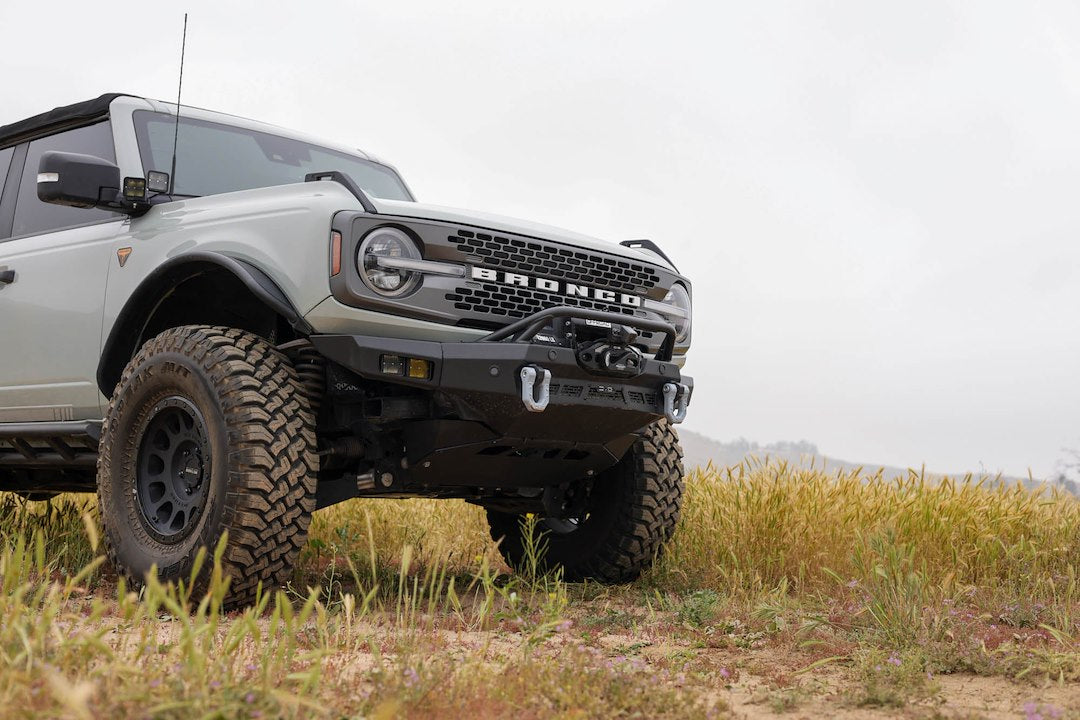 Dv8 Offroad Fbbr-05 Bumper||2021-2023-Ford-Bronco-Spec-Series-Front-Bumper-Installed-03.Jpg||95||dv8fbbr05||1627027