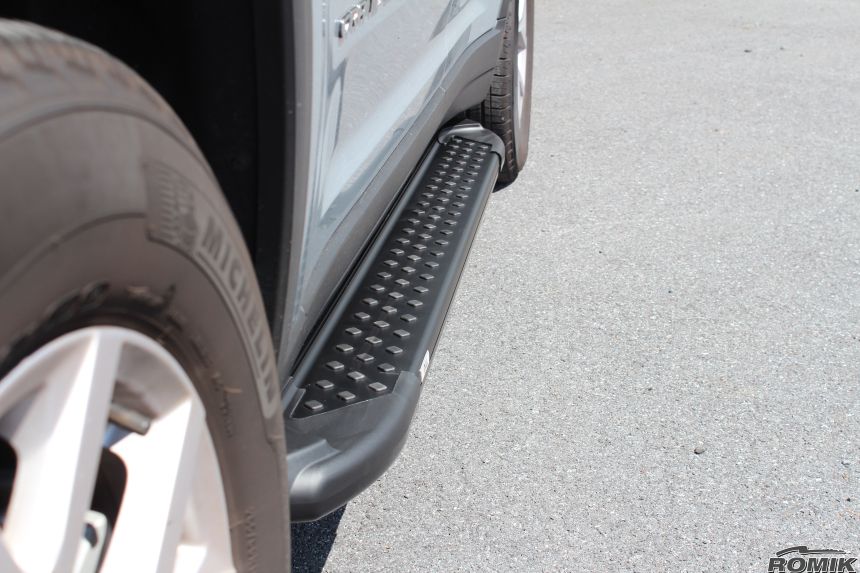 Product of Romik USA 61318419 RAL Series Running Board 