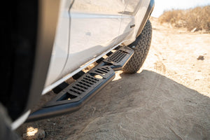 Dv8 Offroad Srtt1-03 Nerf Bar||srtt1-03_Installed-01.Jpg||90||dv8srtt103||1687516