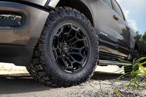Defiant Wheels Df03-18090-6550-12b1g1 Wheel||ram 1500 Defiant Wheels Df03 18x9 33x12.5x18 Tire Stock Suspension 1.Jpg||95||oew9511458||2257523
