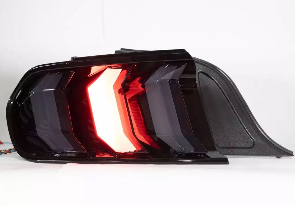 Product of Winjet Renegade CTRNG0680-GBS Tail Light Assembly 