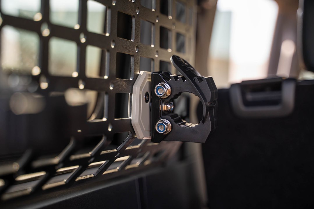 Dv8 Offroad Unmm-01gr Molle Cargo Panel Tool Clamp||unmm-01gr_4.Jpg||89||dv8unmm01gr||1555810