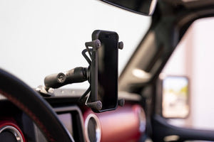 Dv8 Offroad Dmjl-01 Cell Phone Mount Plate||wrangler-Jl-_-Gladiator-Jt-Digital-Device-Dash-Mount_Installed-2.Jpg||93||dv8dmjl01||1626919