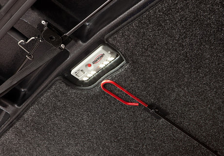 Undercover Uc3128l-Pxj Tonneau Cover||uc_Elitelx_Ford_Red_Detail_Cargoretriever.Jpg||87||u19uc3128lpxj||1778991