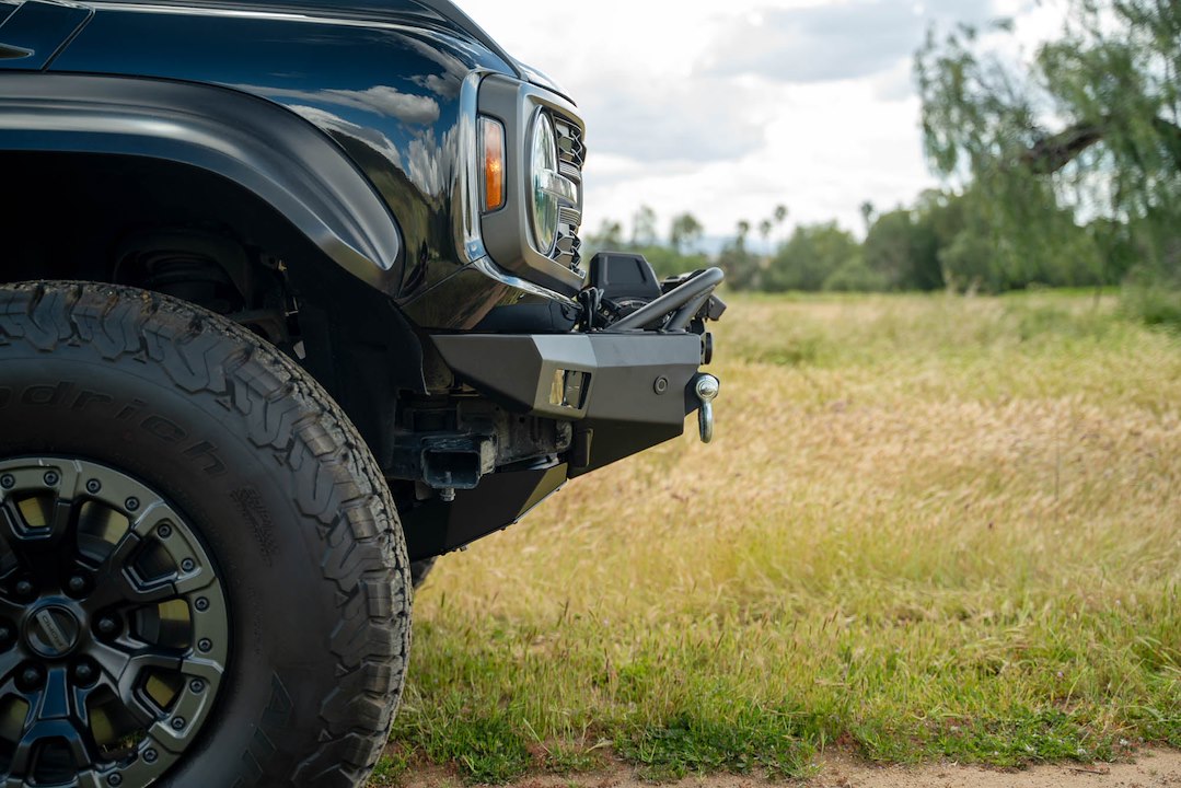 Dv8 Offroad Fbfr-01 Bumper||2022-2024-Bronco-Raptor-Spec-Series-Front-Bumper-Installed-04.Jpg||95||dv8fbfr01||1627129