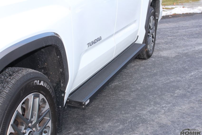 Product of Romik USA 91728419 ROB Series Running Board 