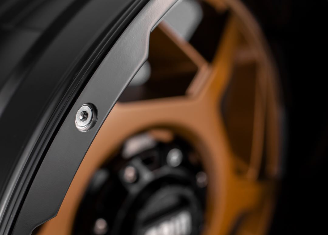 Product of Grid Wheels 20x9 Bronze With Black Lip Wheel - Not Applicable Bolt Pattern 