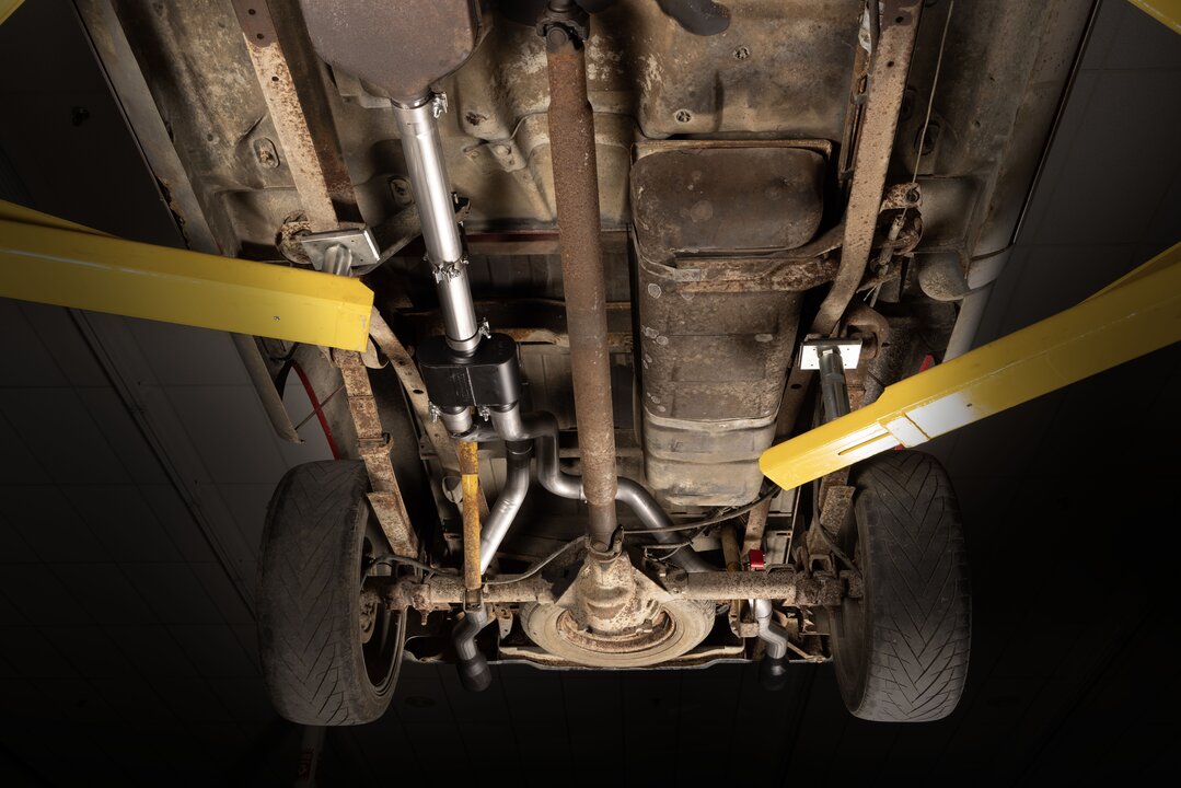 Product of Flowmaster 818192 Outlaw Extreme Cat Back System Exhaust System Kit 