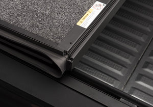 Undercover Ux82000 Tonneau Cover||uc_Ultraflex_17-Ridgeline_Gray_Details05_Fold-Hinge.Jpg||87||u19ux82000||1294998