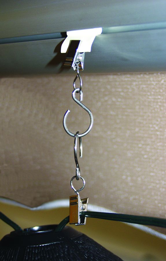 Jr Products 05205 Party Light Holder||05205 In-Use Doubled.Jpg||88||j4505205||1210537