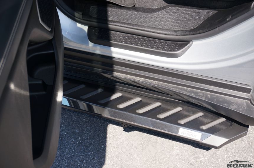 Product of Romik USA 31317418 RZR Series Running Board 