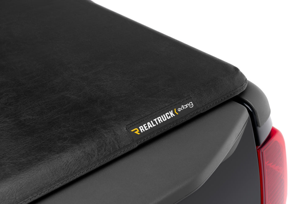 Extang 92985 Tonneau Cover||ex_Trifecta2_Frontier_Badgedetail1_Rt.Jpg||92||e1892985||1587917