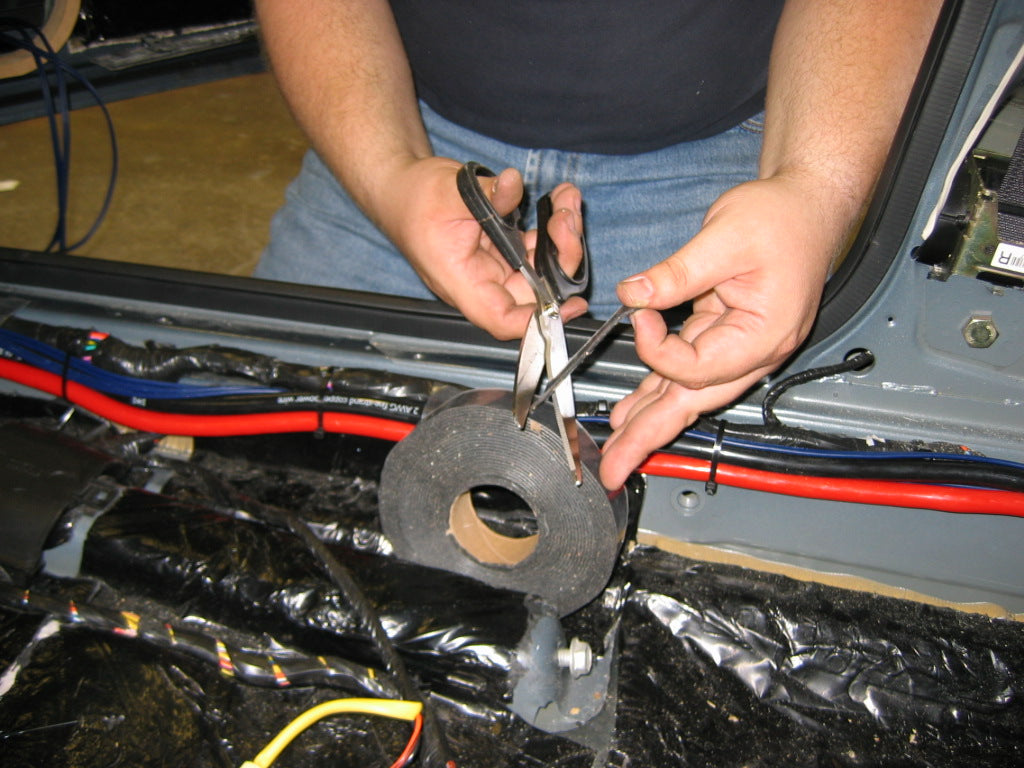 Hushmat 30300 Sound Dampening Tape||quiet Tape Install3.Jpg||92||hsh30300||2119452