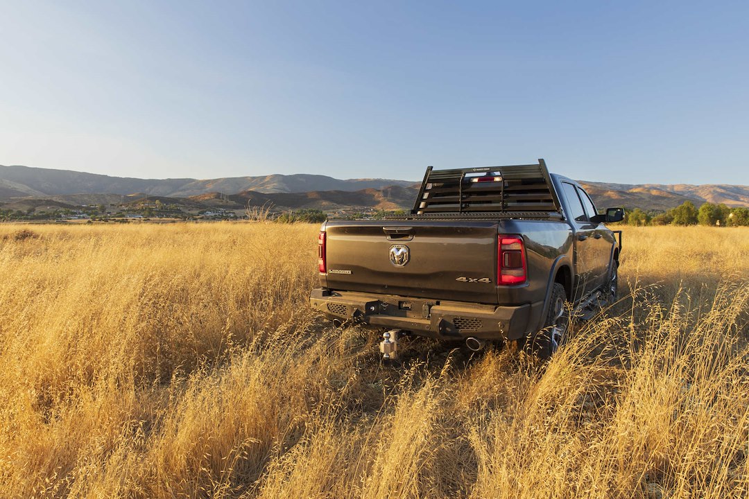 Ranch Hand Hrlnl100 Headache Rack||hrlnl100_2.Jpg||87||rnhhrlnl100||2413344