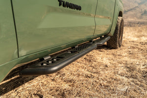 Dv8 Offroad Srtt2-01 Nerf Bar||2022_Toyota-Tundra-Crew-Max-Oe-Plus-Side-Ste-Installed-2.Jpg||90||dv8srtt201||1687543