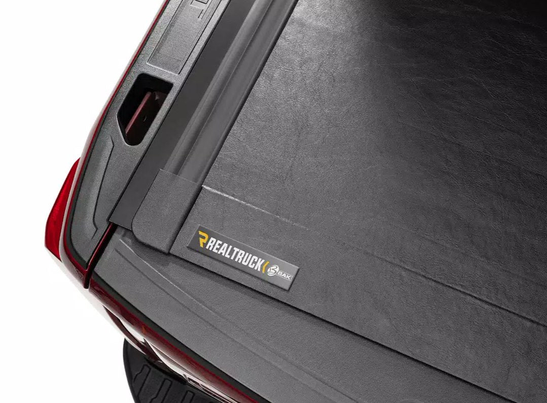 Bak Industries 39337 Tonneau Cover||revolverx2_Tonneau Cover_9.Jpg||95||b6539337||1766429