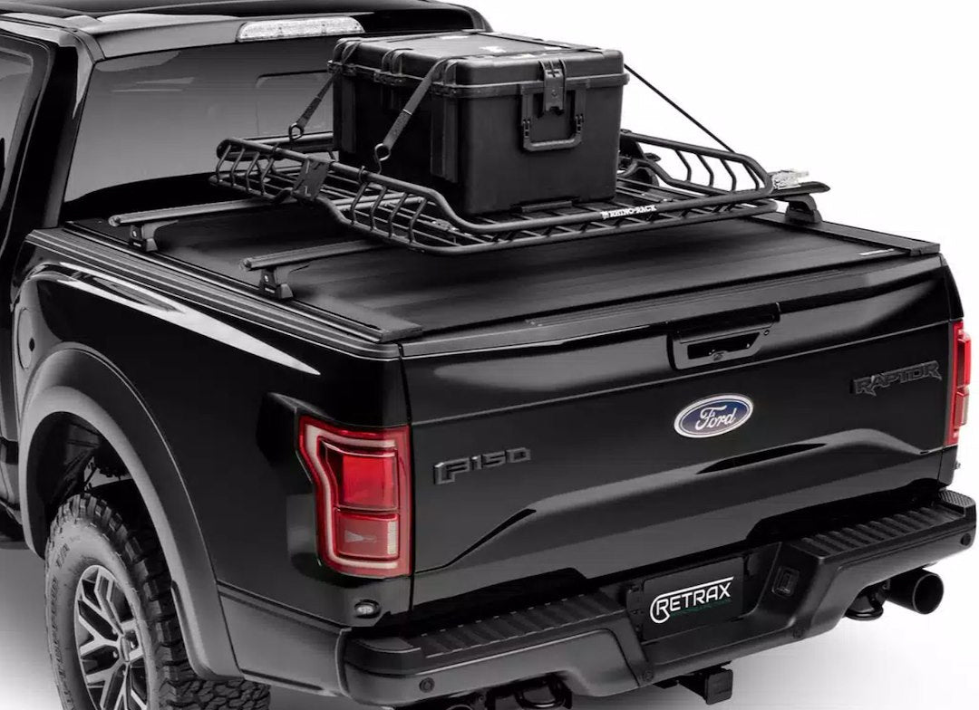 Retrax T-90338 Tonneau Cover||t-90338_6.Jpg||91||rtxt90338||2176360