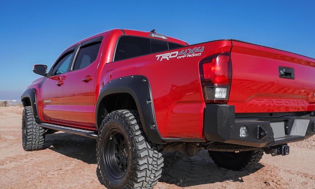 Auto Ventshade (Avs) 194768 Rainguard||avs_In-Channelventvisor_4pc_Toyotatacoma_Rear_Lifestyle_194768.Jpg||88||v15194768||1762630