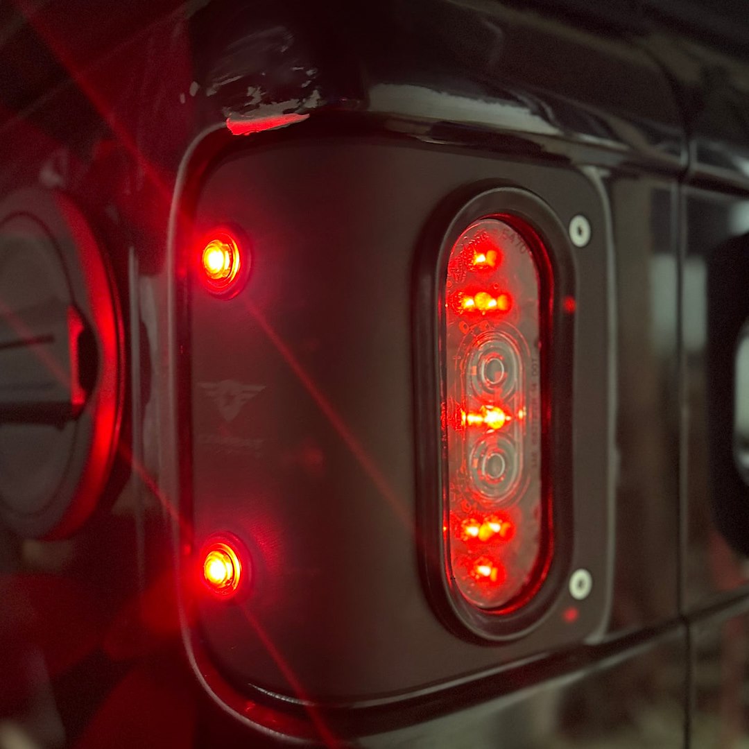 Combat Off Road 25-1050 Tail Light Assembly||25-1050_8.Jpg||93||cor251050||1686119