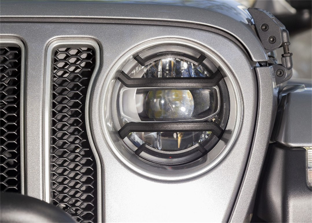 Rugged Ridge 11230.21 Headlight Guard||11230_21_Installed1.Jpg||85||o311123021||1569687