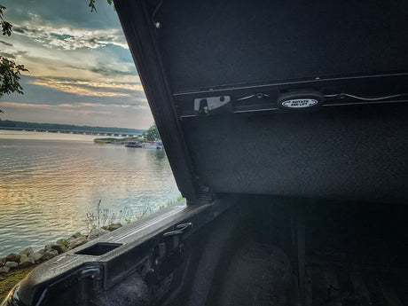 Line-X Accessories Tgsf9472 Tonneau Cover||swift_Latch_3.Jpg||89||tgrtgsf9472||1360796