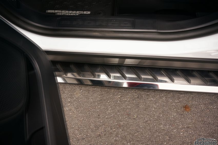 Product of Romik USA 32393418 RZR Series Running Board 