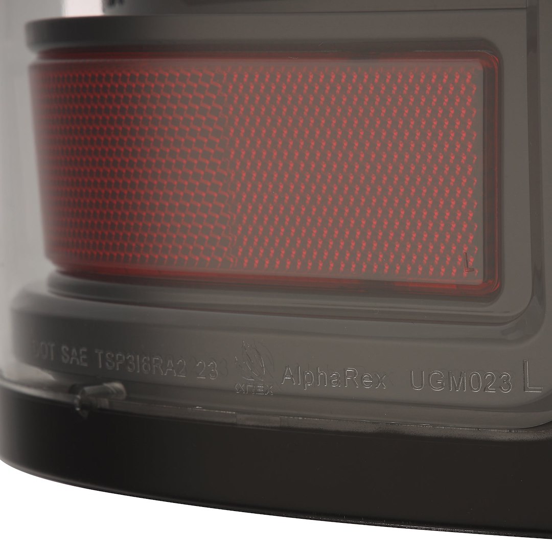 Alpharex Usa 630070 Tail Light Assembly||630070_2.Jpg||87||alp630070||1681673
