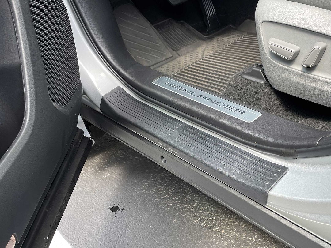 Weathertech (Usa) St024k1 Door Sill Protector||st024k1.Jpg||86||w24st024k1||1742130
