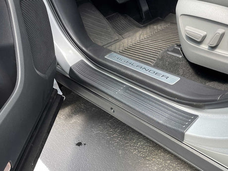 Weathertech (Usa) St024k1 Door Sill Protector||st024k1.Jpg||86||w24st024k1||1742130